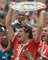 马里奥-戈麦斯迎来40岁生日，拜仁官推送祝福